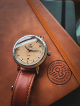 Load image into Gallery viewer, The James - Cream &amp; Silver
