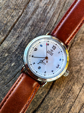 Load image into Gallery viewer, The Ossington - Classic Silver &amp; White
