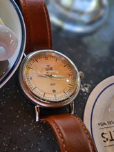 Load image into Gallery viewer, The James - Cream &amp; Silver
