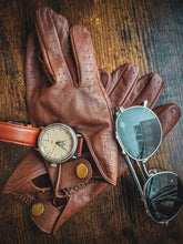 Load image into Gallery viewer, Driving Gloves by Inchbury
